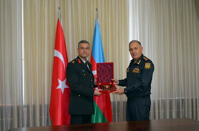 Kərim Vəliyev Türkiyə nümayəndə heyəti ilə görüşdü