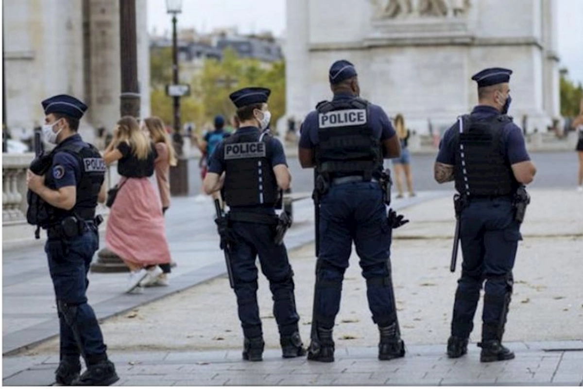 Fransa polisi ermənilərin səkkiz nəfərlik aksiyasını dağıdıb — FOTO