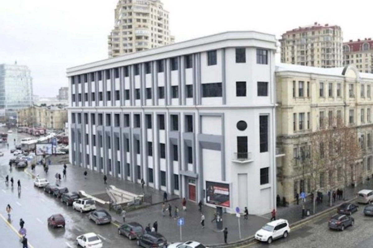 Universitetlə tender kralı arasında qalmaqal — 3 milyonluq manatlıq tender...
