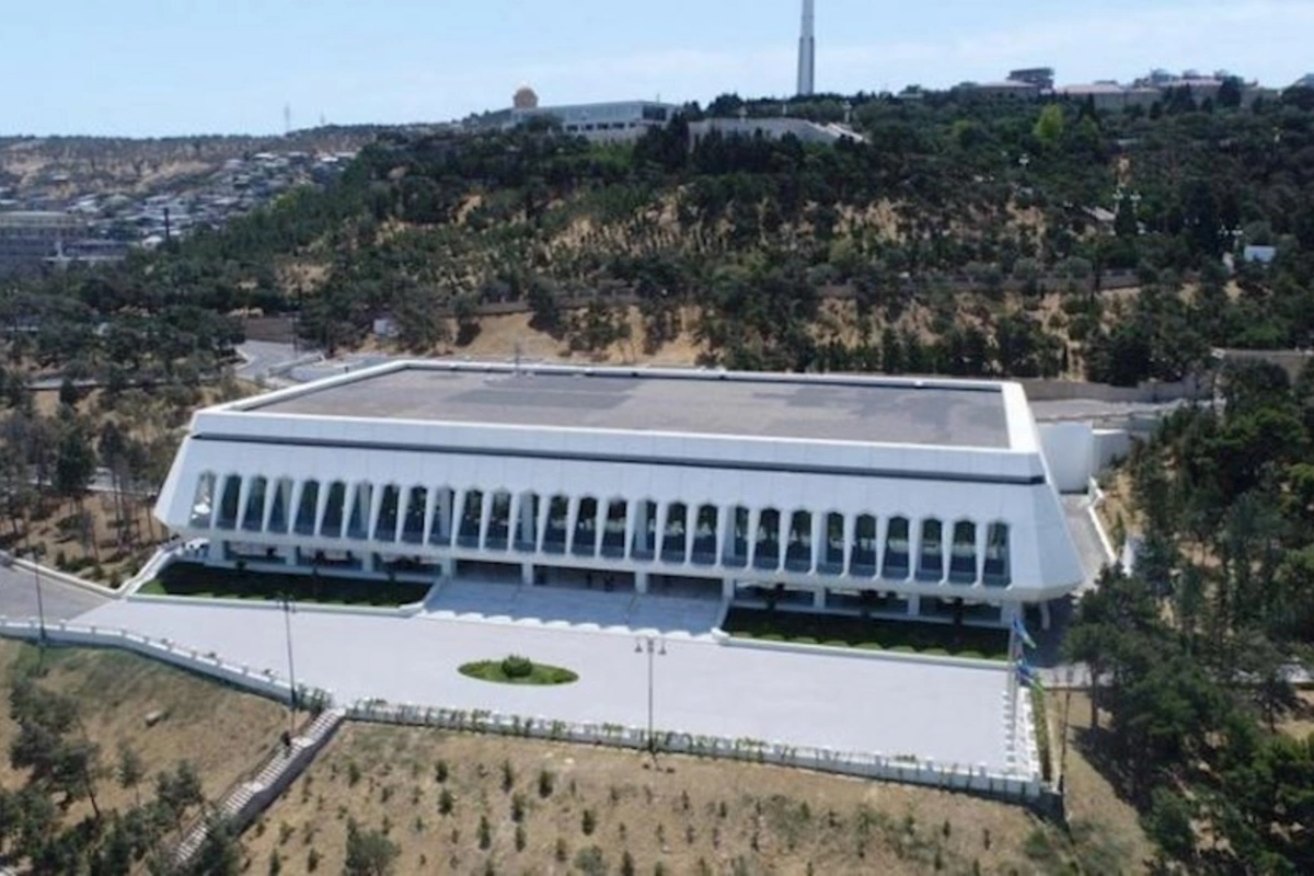 Azərbaycan dili və Ədəbiyyatı Forumunun ikinci günü başlayıb