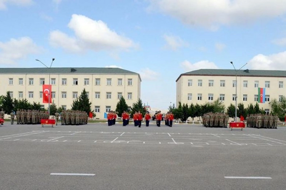 Gizir hazırlığı kursunun buraxılış mərasimi keçirildi — FOTOLAR