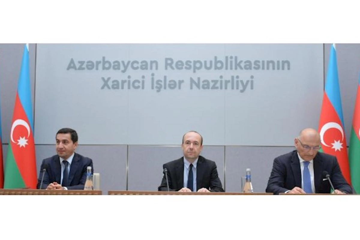 Bölgədəki son vəziyyətlə bağlı diplomatik korpus üçün brifinq keçirilir — CANLI