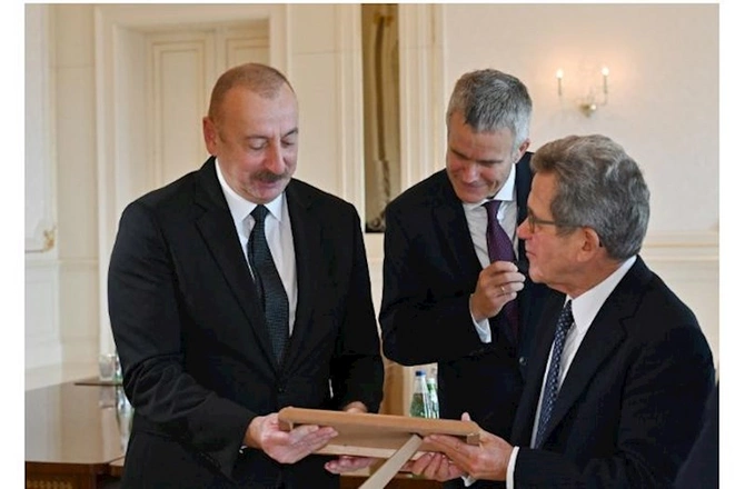 Prezident BP-nin İdarə Heyətinin sədrini qəbul etdi — YENİLƏNİB