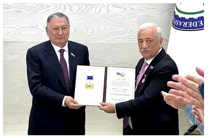 Azərbaycan və Özbəkistan həmkarlar ittifaqları arasında Əməkdaşlıq Memorandumu imzalandı — FOTO Azərbaycan və Özbəkistan həmkarlar ittifaqları arasında Əməkdaşlıq Memorandumu imzalandı — FOTO