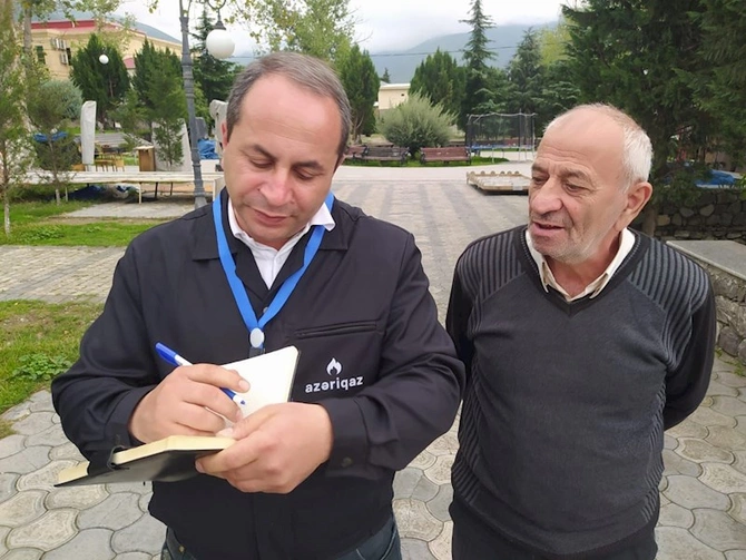 “Açıq mikrofon” aksiyası Şəki şəhərində baş tutdu — FOTOLAR “Açıq mikrofon” aksiyası Şəki şəhərində baş tutdu — FOTOLAR