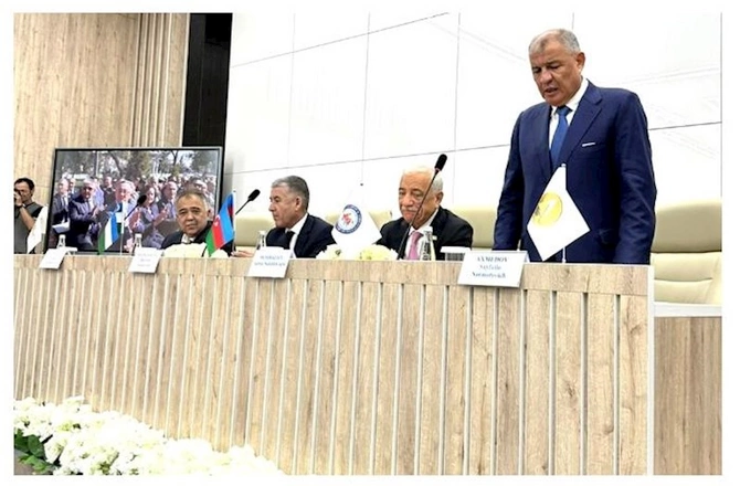 Azərbaycan və Özbəkistan həmkarlar ittifaqları arasında Əməkdaşlıq Memorandumu imzalandı — FOTO Azərbaycan və Özbəkistan həmkarlar ittifaqları arasında Əməkdaşlıq Memorandumu imzalandı — FOTO