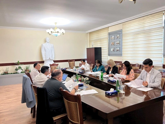 Dövlət Miqrasiya Xidməti yanında İctimai Şuranın növbəti iclası keçirilib — FOTOLAR