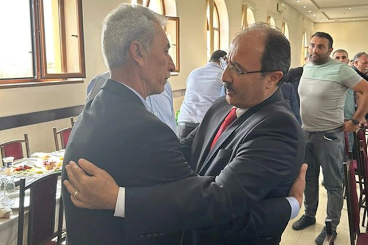 Cahit Bağcı şəhid Asim Camalzadənin yas mərasimində — FOTOLAR