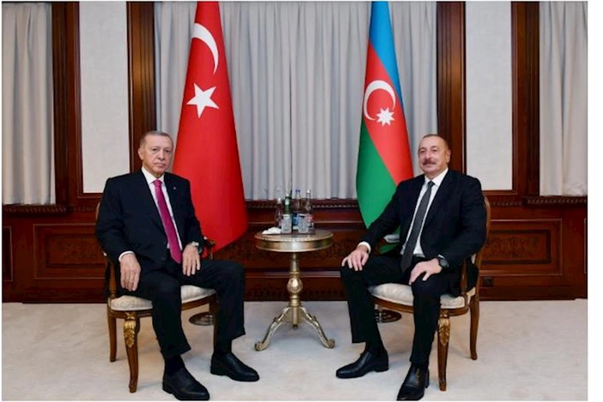 Prezidentlərin təkbətək görüşü BAŞLADI