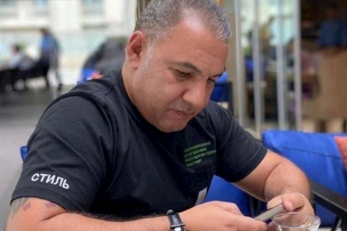 Ədalət Şükürovun 71 minlik telefonu — FOTO