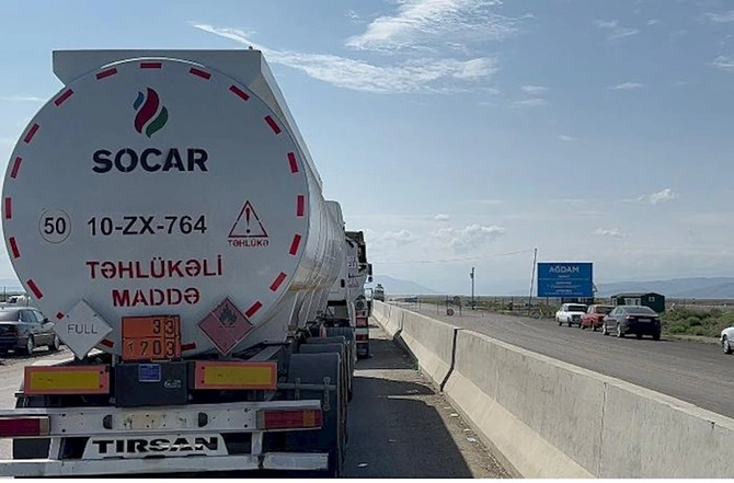 Ermənilər üçün növbəti dəfə yanacaq göndərildi — FOTO