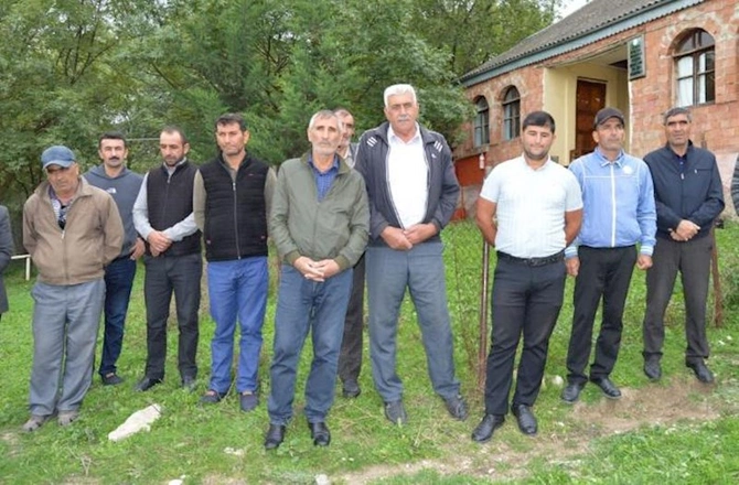 Məşrif kəndinin sakinləri “Açıq mikrofon”da — FOTO Məşrif kəndinin sakinləri “Açıq mikrofon”da — FOTO