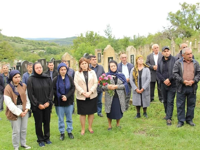 Azərbaycanın şimal bölgəsində şəhidlərin xatirəsi ehtiramla yad edildi — FOTOLAR