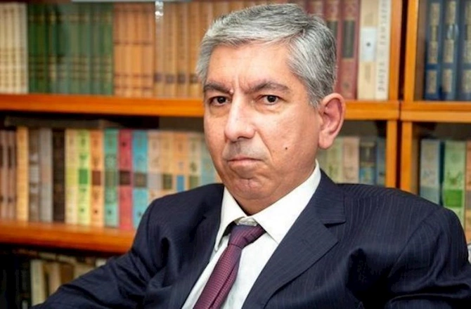 “Hansısa sahibkar xaricdən məhsul gətirib, öz qiymət siyasətini diqtə edə bilməyəcək” — Yeni qanun “Hansısa sahibkar xaricdən məhsul gətirib, öz qiymət siyasətini diqtə edə bilməyəcək” — Yeni qanun