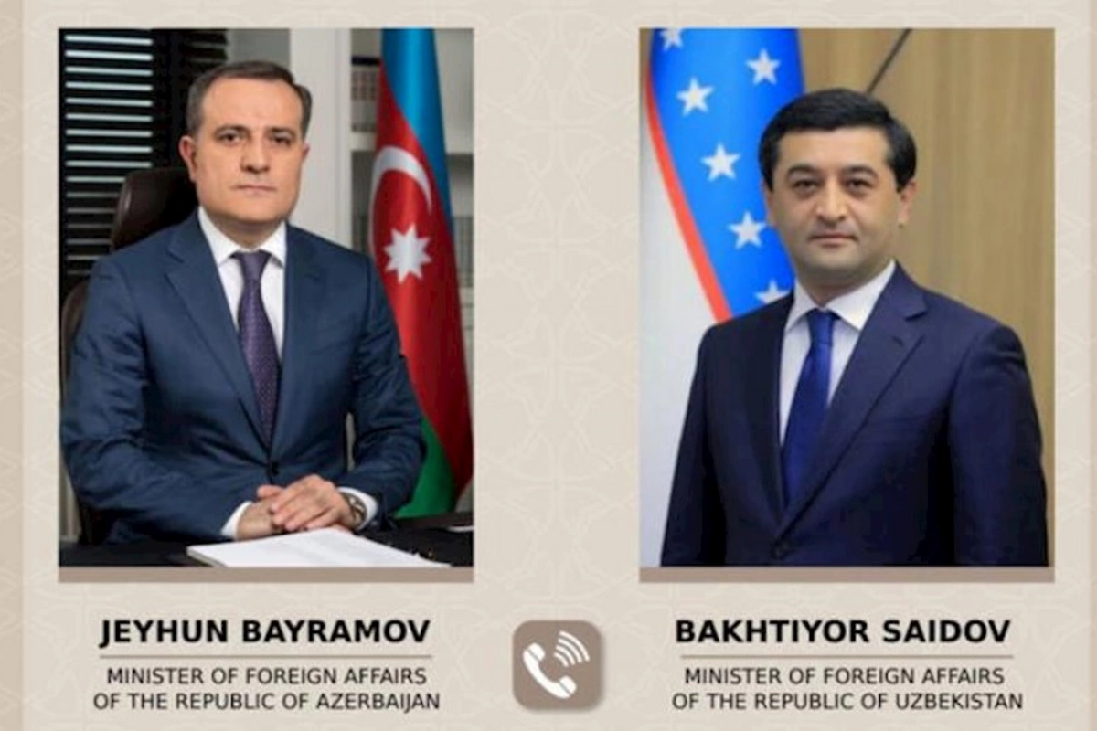 Ceyhun Bayramov özbəkistanlı həmkarına başsağlığı verdi