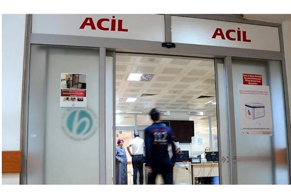 Lift boşluğuna düşən şəxs ağır yaralandı