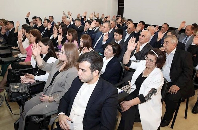 Aqrar Sahə İşçiləri Həmkarlar İttifaqı yaradıldı — FOTOLAR Aqrar Sahə İşçiləri Həmkarlar İttifaqı yaradıldı — FOTOLAR
