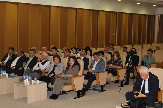 Regionlarda ictimai iştirakçılığın təmin olunması və ictimai nəzarətin gücləndirilməsi layihəsi üzrə ictimai müzakirə keçirilib Regionlarda ictimai iştirakçılığın təmin olunması və ictimai nəzarətin gücləndirilməsi layihəsi üzrə ictimai müzakirə keçirilib