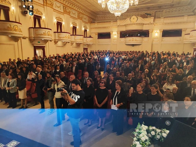 Milli Qəhrəman Riad Əhmədov dəfn edildi — YENİLƏNİB