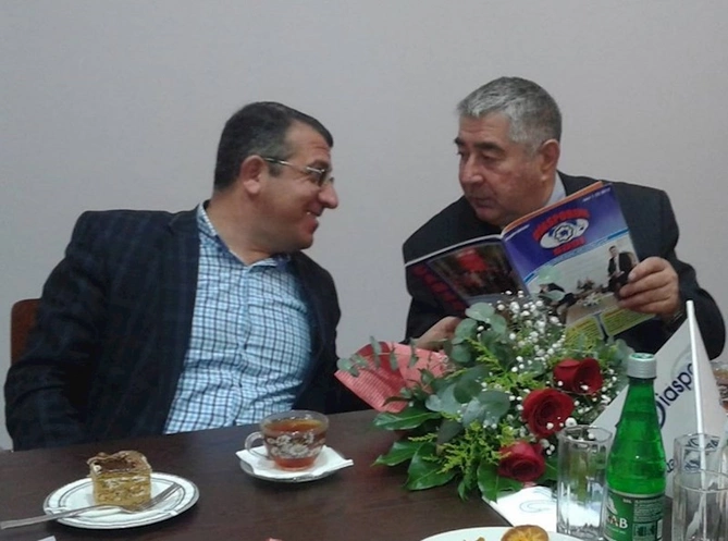 “Reket QHT” sədri Samir Adıgözəlli — Bir də belə tanıyaq! “Reket QHT” sədri Samir Adıgözəlli — Bir də belə tanıyaq!