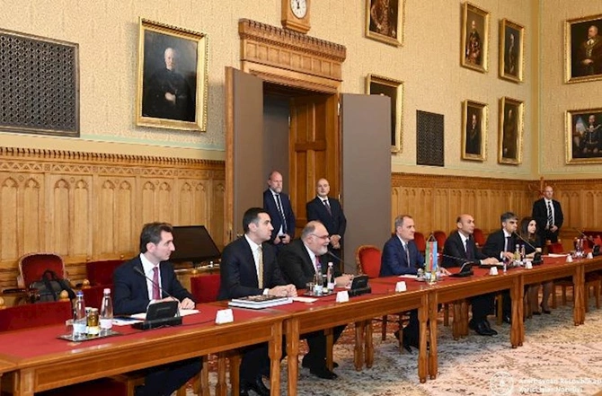 Ceyhun Bayramov Macarıstan Milli Assambleyasının sədri ilə görüşdü