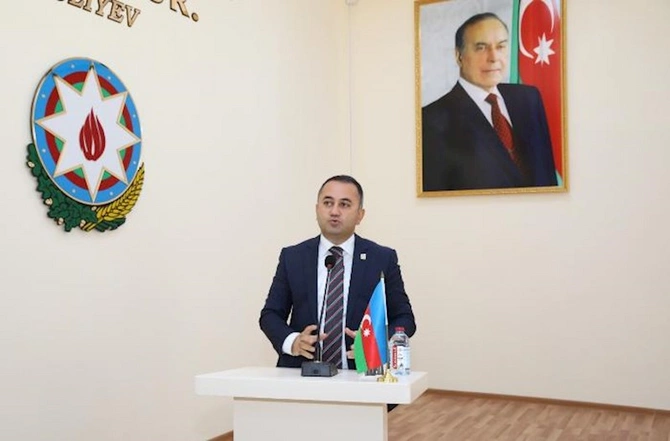 AHİK “Heydər Əliyev İli” çərçivəsində gənclərin iştirakı ilə konfrans keçirib — FOTO AHİK “Heydər Əliyev İli” çərçivəsində gənclərin iştirakı ilə konfrans keçirib — FOTO