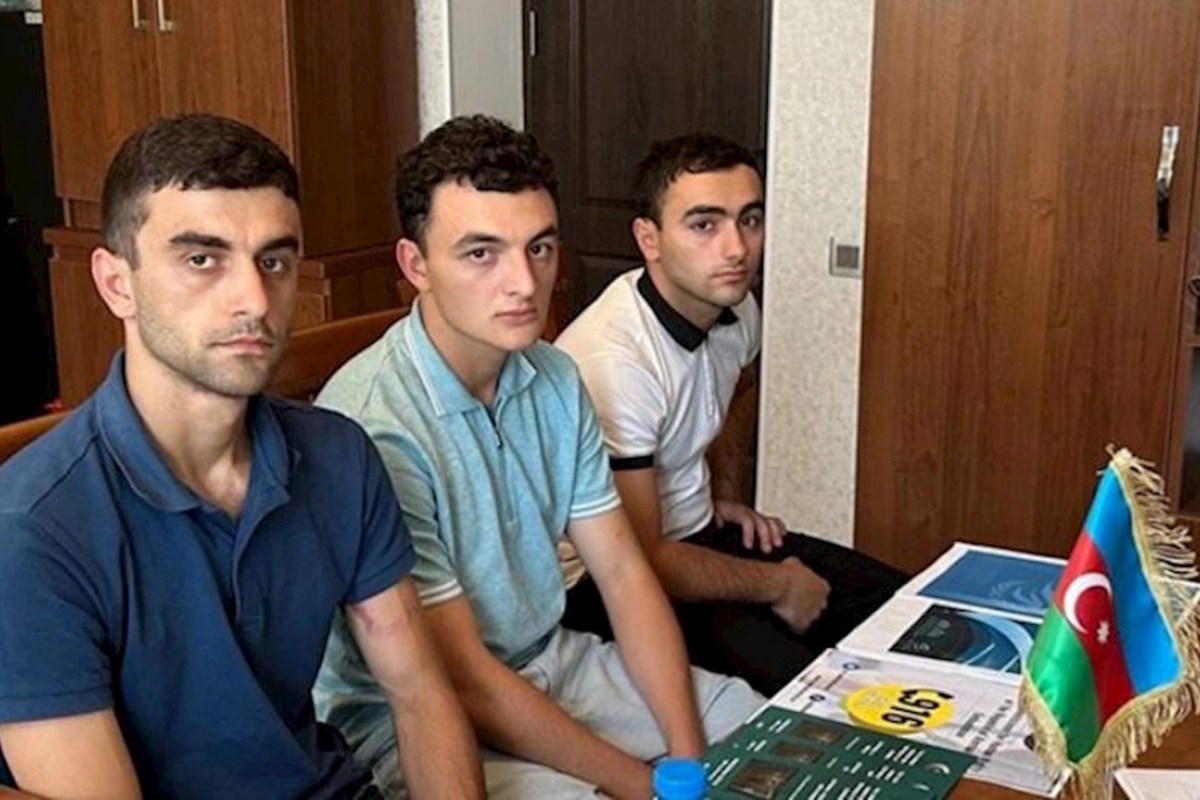 Laçında saxlanılan erməni futbolçular təhvil verildi — RƏSMİ