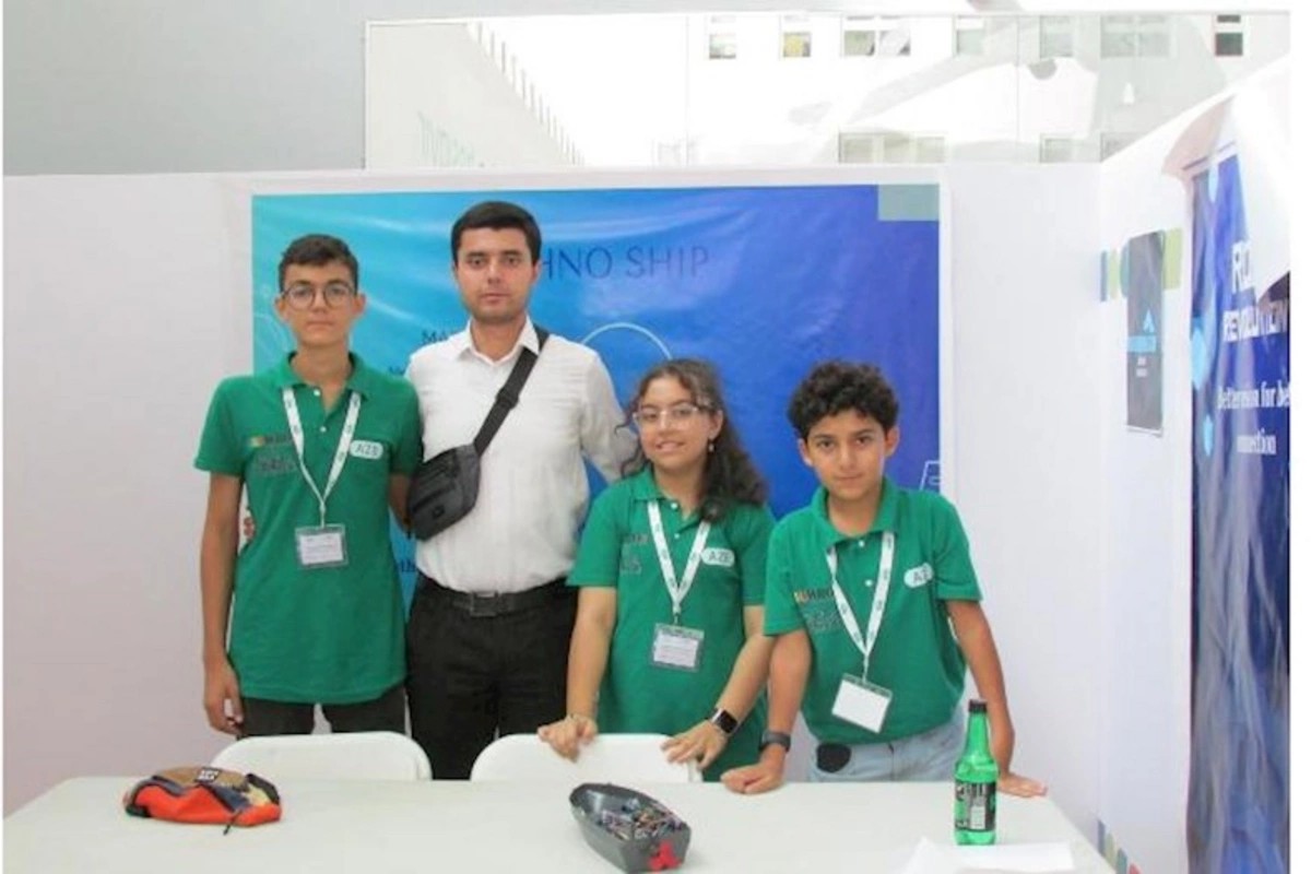 Gəncənin şagirdləri VI Robot Olimpiadasında medala layiq görülüblər — FOTOLAR