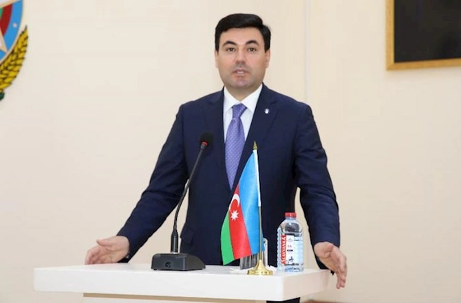 AHİK “Heydər Əliyev İli” çərçivəsində gənclərin iştirakı ilə konfrans keçirib — FOTO AHİK “Heydər Əliyev İli” çərçivəsində gənclərin iştirakı ilə konfrans keçirib — FOTO
