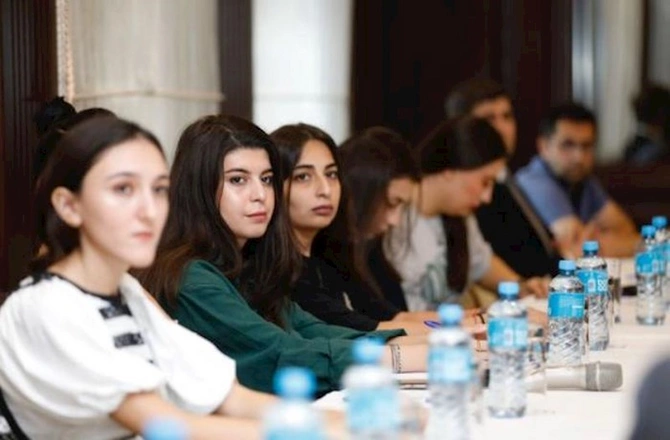 AQTA və MEDİA jurnalistlər üçün təlim keçirir — FOTO AQTA və MEDİA jurnalistlər üçün təlim keçirir — FOTO