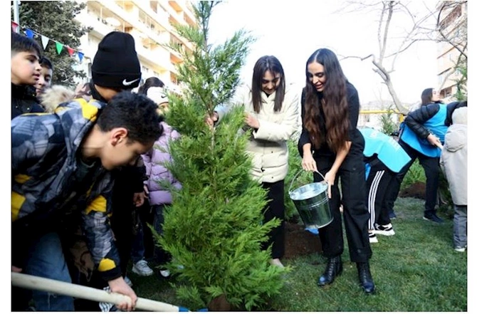 Leyla Əliyeva açılışa qatıldı — FOTOLAR Leyla Əliyeva açılışa qatıldı — FOTOLAR