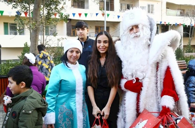 Leyla Əliyeva açılışa qatıldı — FOTOLAR Leyla Əliyeva açılışa qatıldı — FOTOLAR