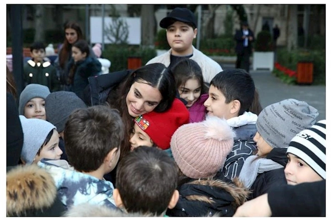 Leyla Əliyeva açılışa qatıldı — FOTOLAR Leyla Əliyeva açılışa qatıldı — FOTOLAR