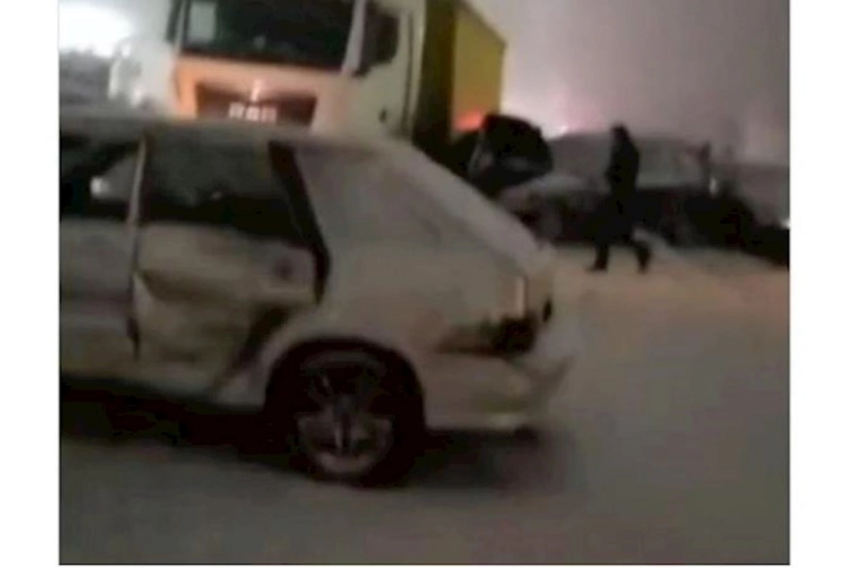 Ermənistanda zəncirvari qəza, onlarla avtomobil toqquşdu — VİDEO