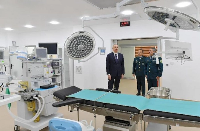 Prezident DSX-nın hərbi hospital kompleksinin açılışında — FOTOLAR (YENİLƏNİB)