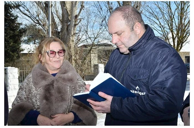 İstisu qəsəbəsinin sakinlərinin “isti” istəkləri “Açıq mikrofon”da — FOTO