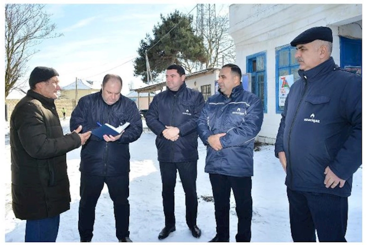 İstisu qəsəbəsinin sakinlərinin “isti” istəkləri “Açıq mikrofon”da — FOTO