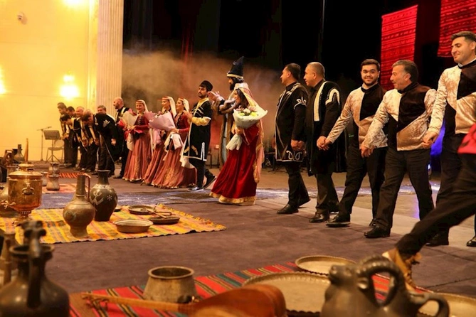 Gəncə Dövlət Filarmoniyasında Mirzə Şəfi Vazehə həsr olunmuş gecə keçirilib — FOTOLAR