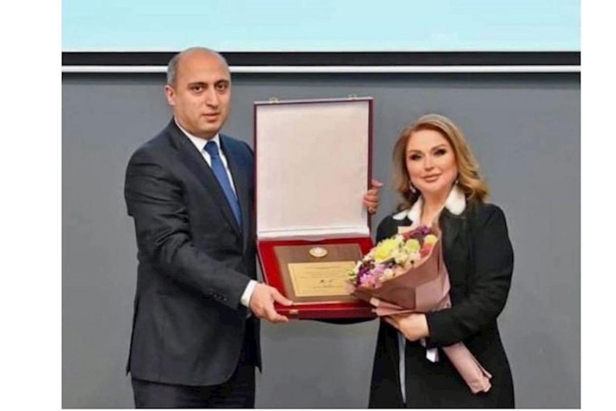 Mələkxanım Eyubova təltif edildi — FOTO