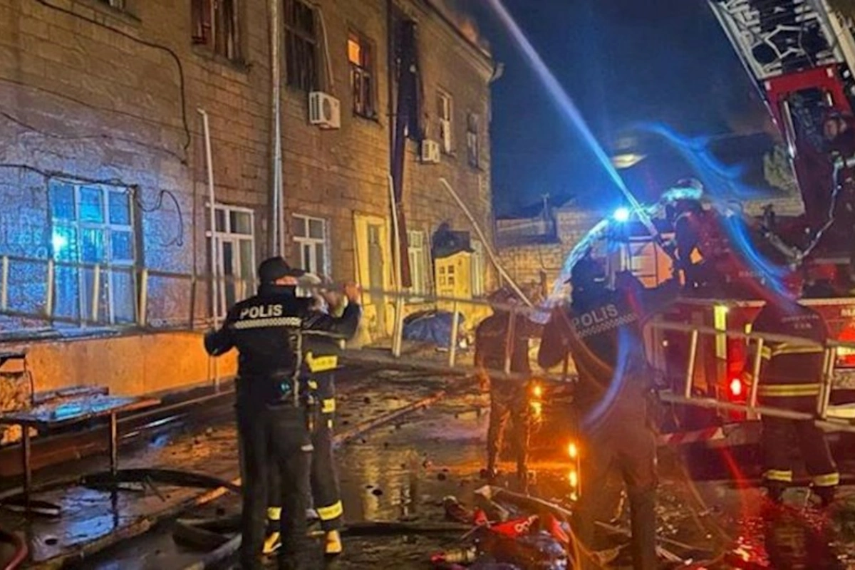 Sumqayıtda yataqxanadakı yanğının binanın ikinci korpusuna keçməsinin qarşısı alınıb — YENİLƏNİB