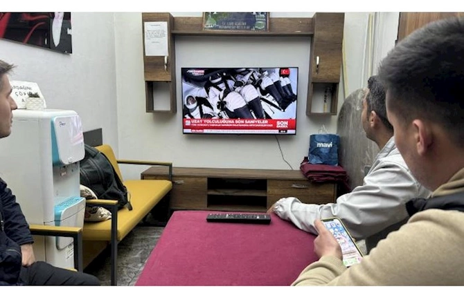 Türkiyənin gözü göydə... — Görüntülər