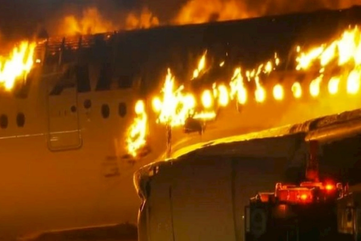 Yaponiyada təyyarə qəzasında 17 sərnişin xəsarət alıb, 5-i ölüb — YENİLƏNİB