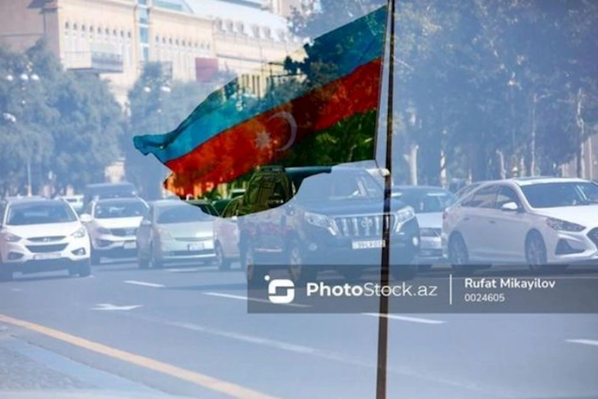 Azərbaycanda 20 Yanvar şəhidlərinin xatirəsi bir dəqiqəlik sükutla yad olunub