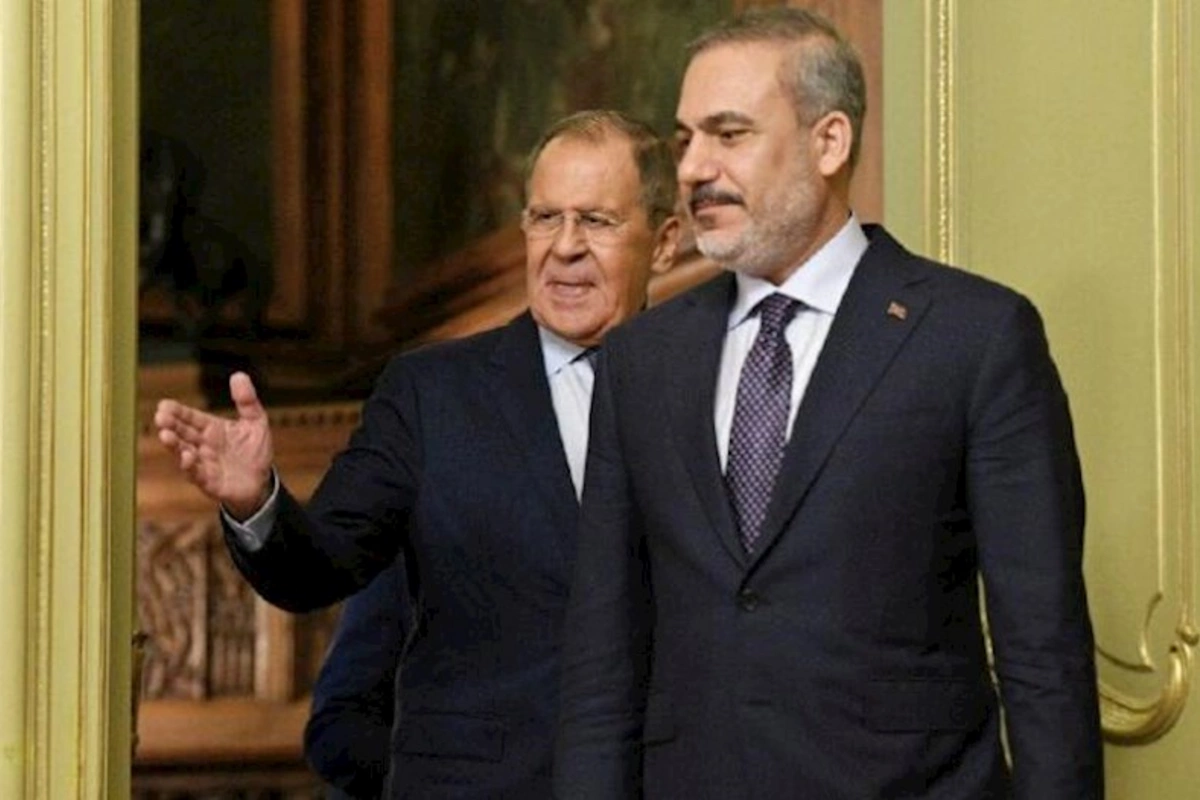 Lavrov Hakan Fidanla görüşdü