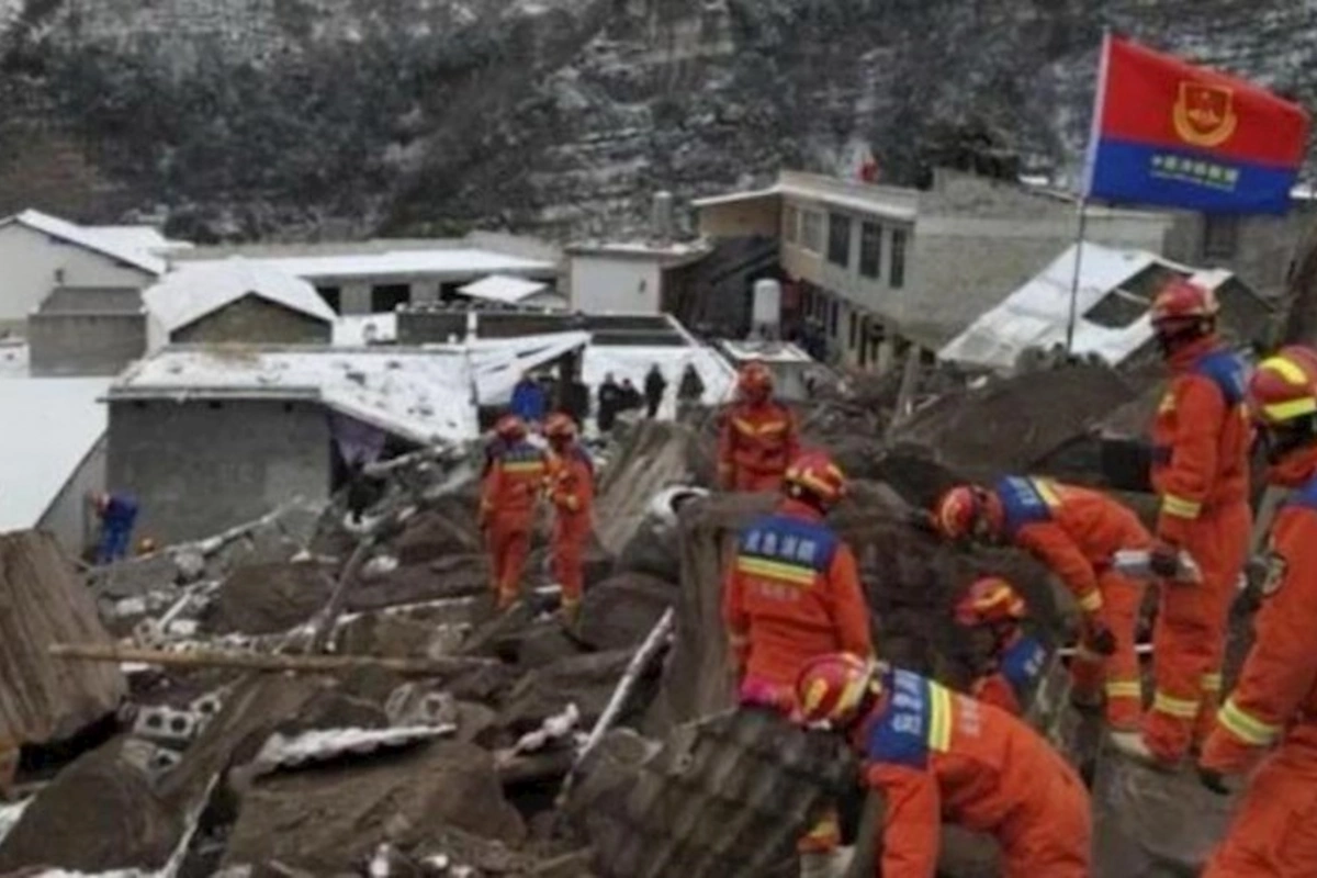 Torpaq sürüşməsi nəticəsində ölənlərin sayı 34-ə çatdı