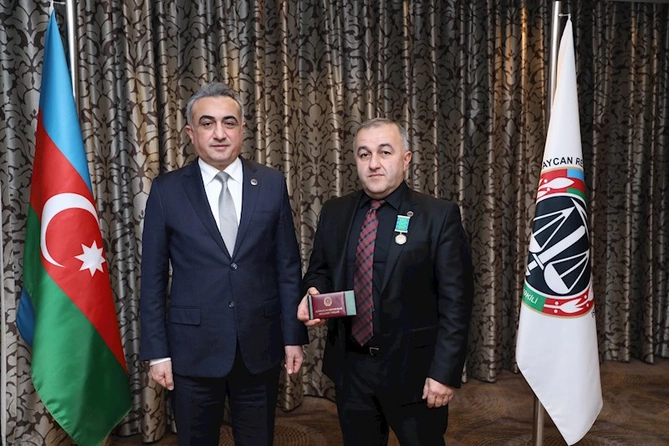 Vəkillər Kollegiyasının bir qrup üzvünə dövlət təltifləri təqdim edilib — FOTOLAR