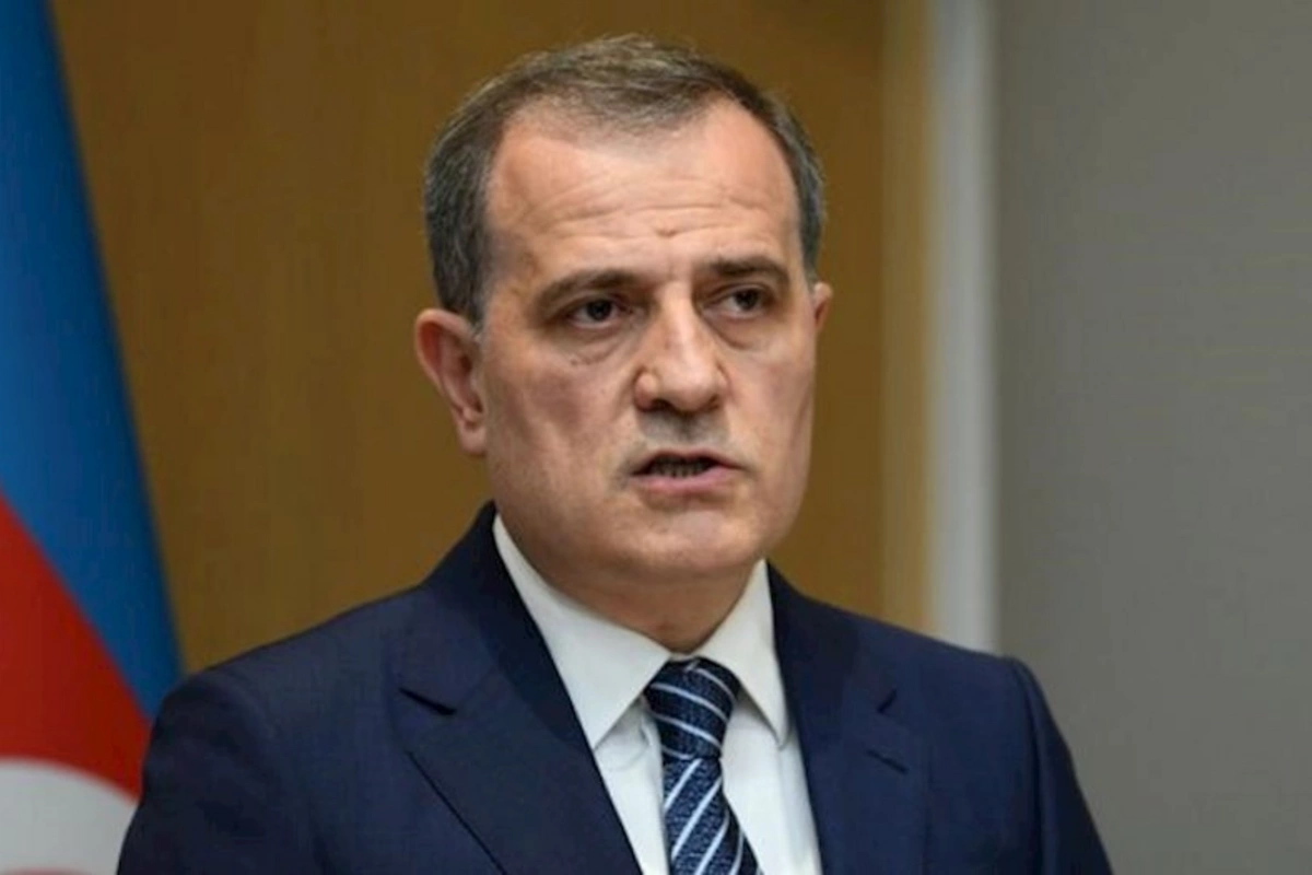 XİN rəhbərliyi Orxan Əsgərovun məzarını ziyarət edib