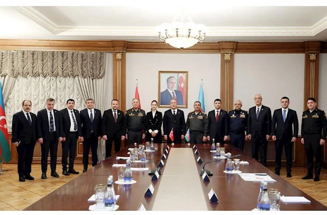Zakir Həsənov Hulusi Akarla görüşdü — FOTO