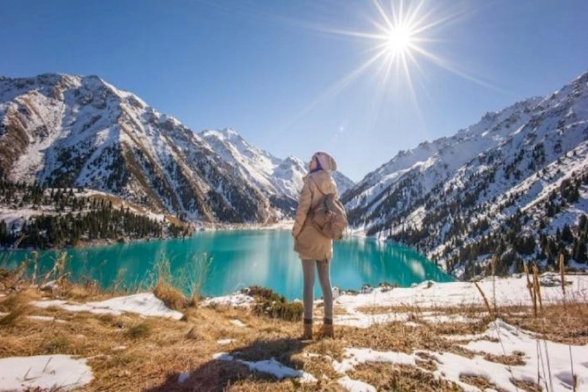 Qazaxıstan turizm rüsumunu ləğv edir