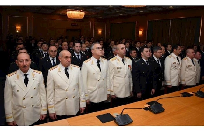 Prezidentin general rütbəsi verdiyi gömrükçülər — FOTOLAR Prezidentin general rütbəsi verdiyi gömrükçülər — FOTOLAR